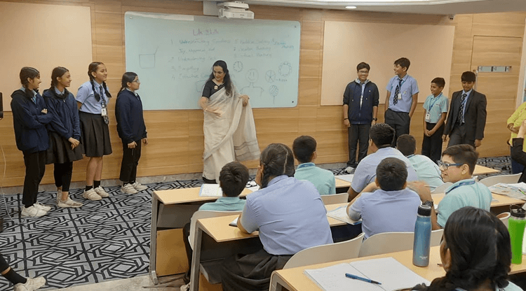 Improving Communication Skills with Engaging Classroom Activities in CBSE Schools